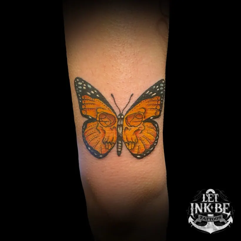 kleuren tattoo vlinder