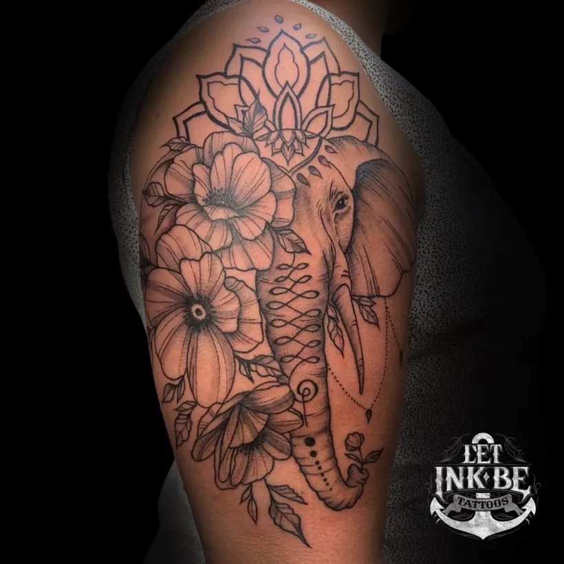 dieren tattoo olifant