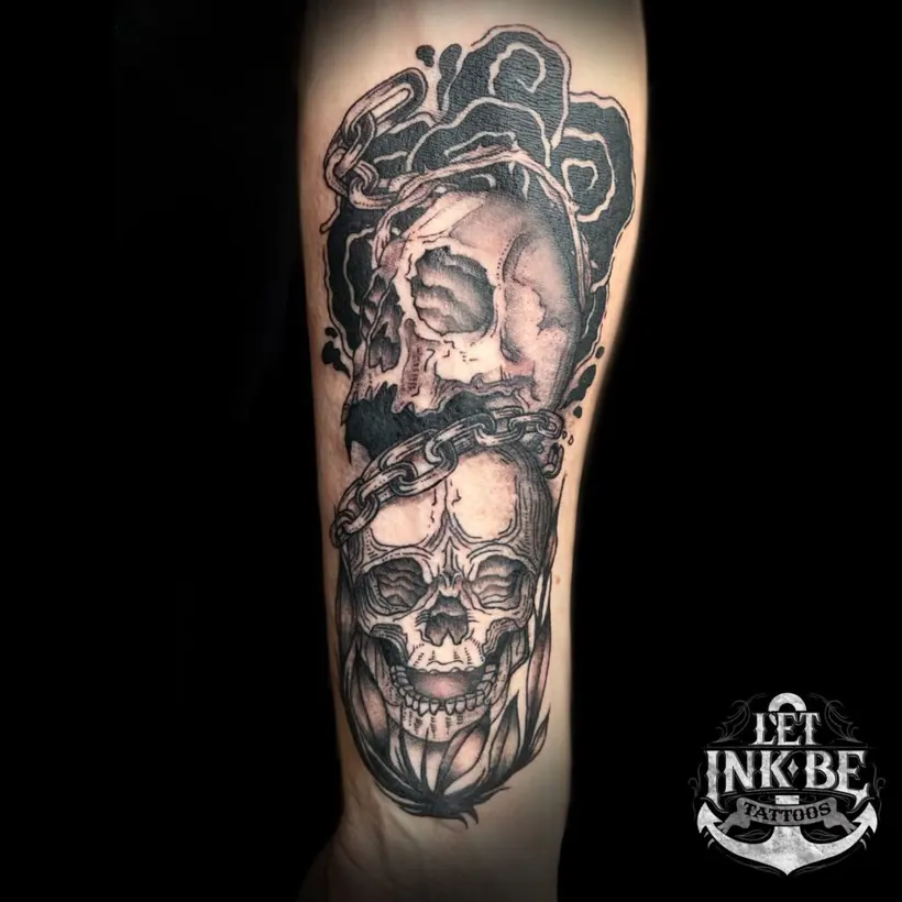 zwart wit tattoo schedels