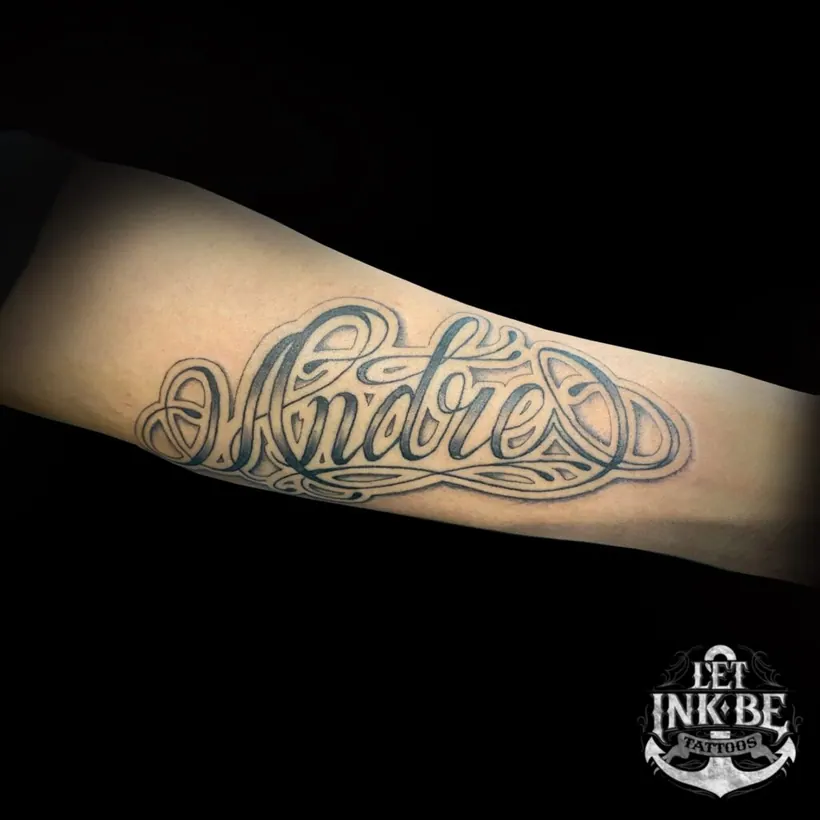 naam tattoo chicano lettering